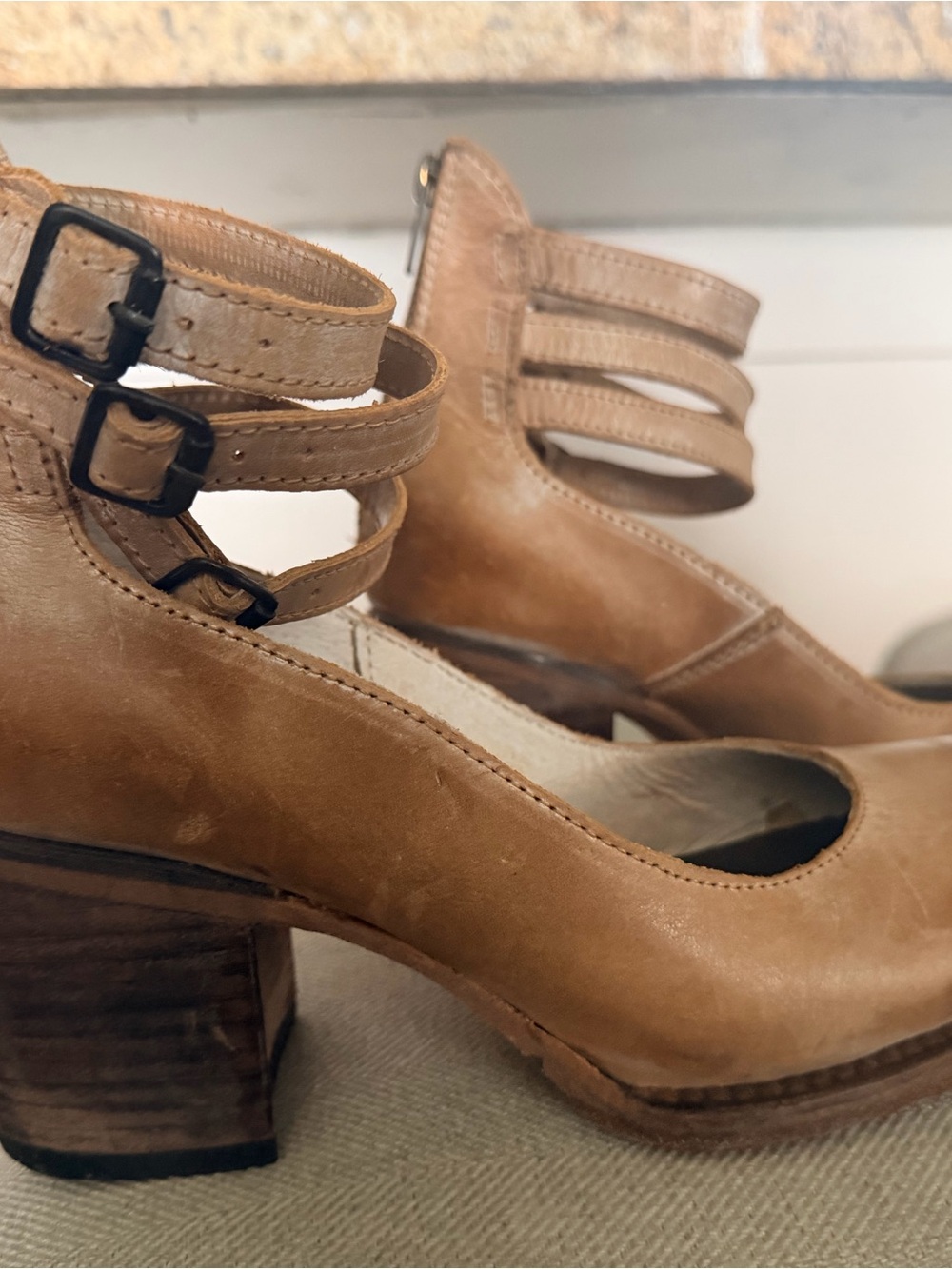 Freebird by Steven Tan Strappy Leather Block Heel Pumps - Picture 5 of 6